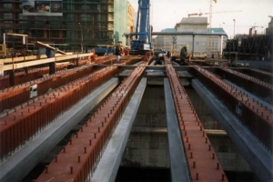 Marschallbrücke being contructed, circa 1997/8