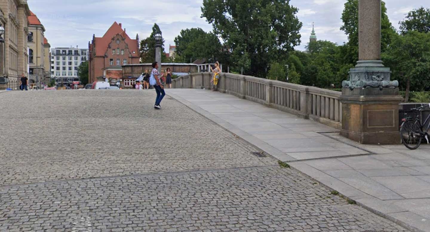 Monbijoubrucke